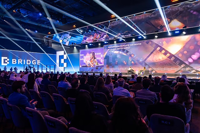 BRIDGE SUMMIT — Abu Dhabi, Émirats Arabes Unis